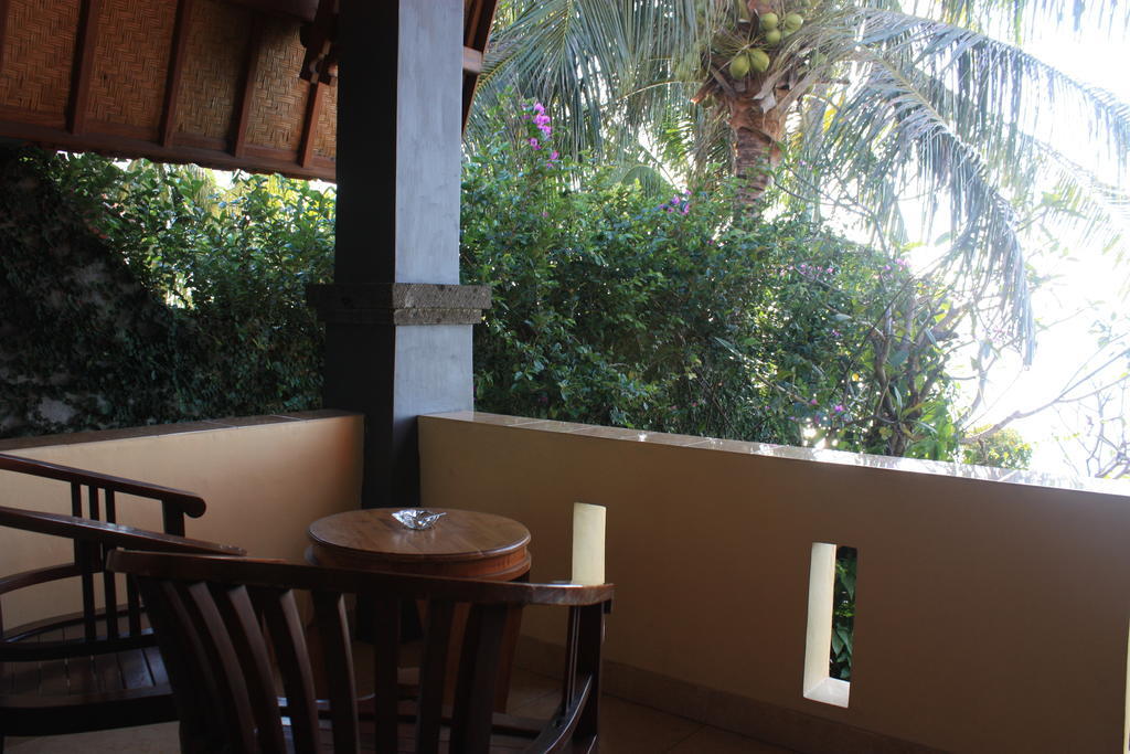 Cleopatra Beach Bungalows Hotel Lovina Habitación foto
