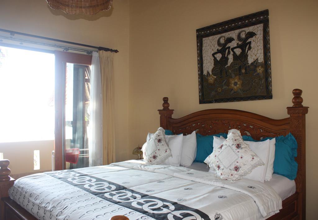 Cleopatra Beach Bungalows Hotel Lovina Habitación foto